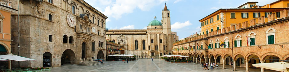 <b>Piazza del Popolo</b>